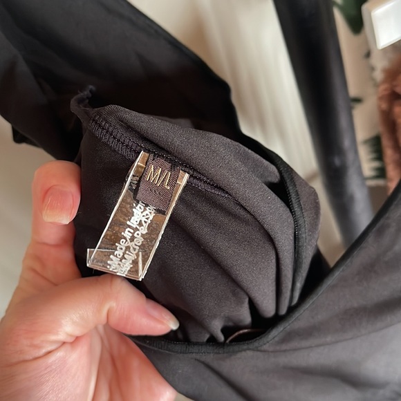 Thaikila Bathing Suit - Picture 2 of 6